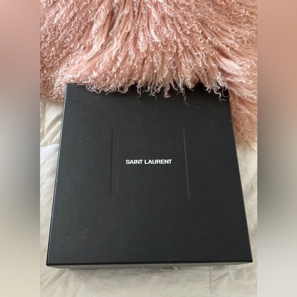 BNWT Saint Laurent cream patent leather ankle booties size 37/us 6.5-7 women’s - Picture 2 of 10